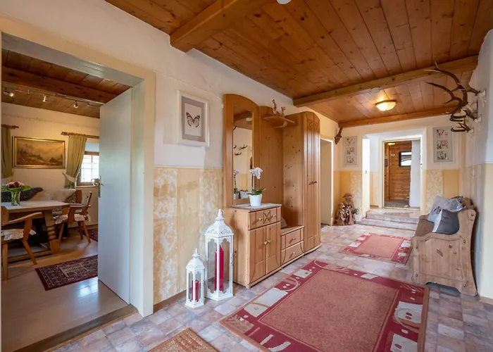 Apartment Landhaus Muehlau In Tirol